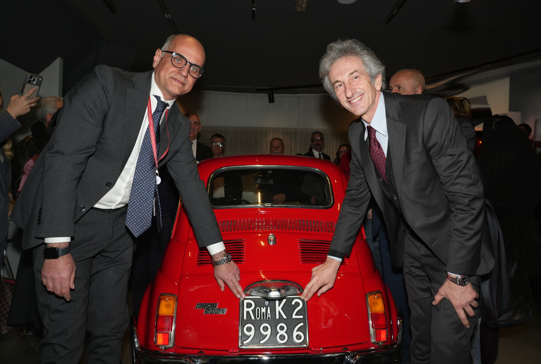 Historic Number Plates: Production Also Gets Under Way with Vintage Design